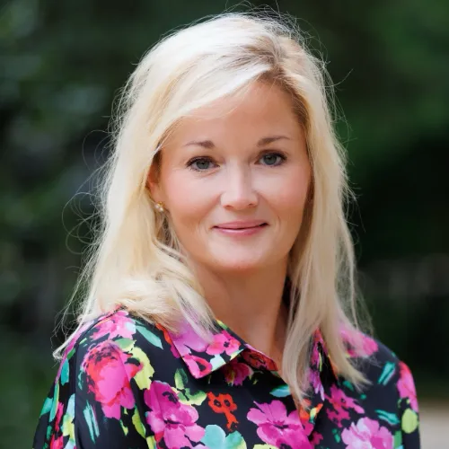 Kristy Cole-Wilson headshot